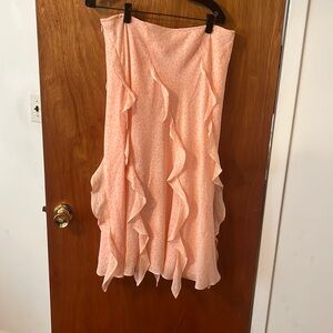Beautiful pink skirt. Size 14